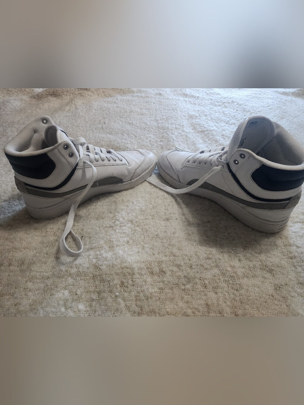 PUMA Shuffle Mid Men's High-Top Sneakers - White / Grey Peacoat - Size 8.5